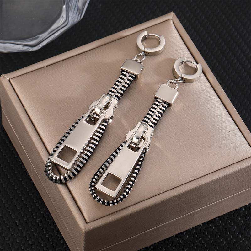 Zipper-inspirerat smyckese