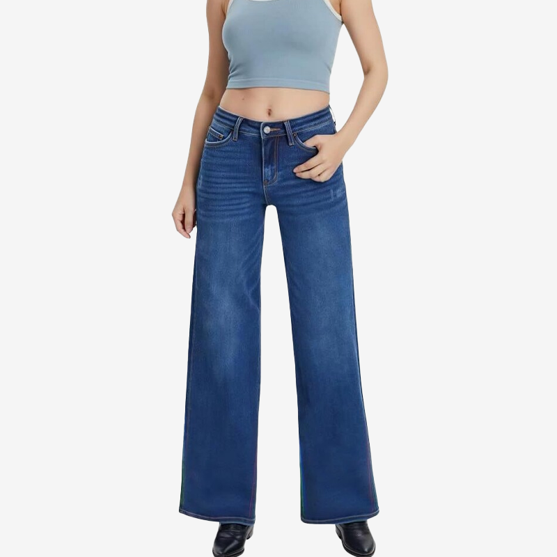 đ Mid-Rise Straight Leg Denim Pants