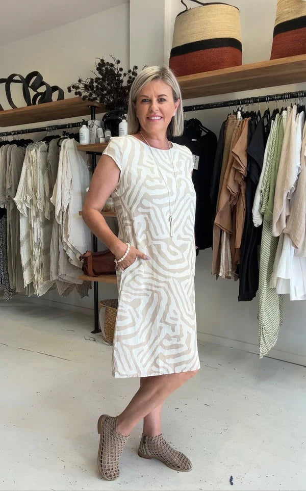 🌸 Sommerliches Bohemian-Blumenkleid mit rundem Ausschnitt