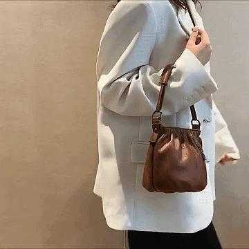 Skrynklig design, mjuk läderväska 👜✨