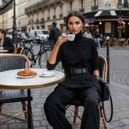 Elegant damset bestående av en turtleneck-top och högmidjade byxor (bälte ingår)👚