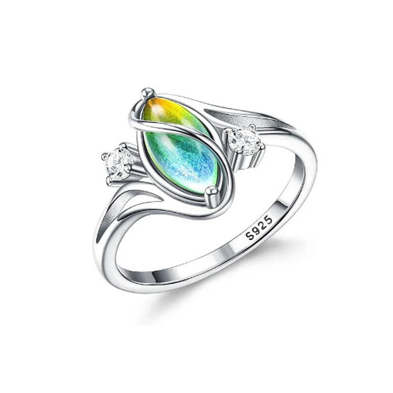 💍Geometrisk oval månstenring med zirkonia-detaljer – mystisk, glittrande och tidlöst elegant